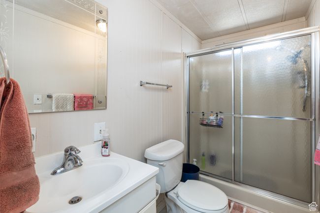 Full bath with toilet and vanity | Image 15