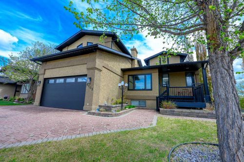6105 95 St, Grande Prairie, AB, T8W2C9 | Card Image