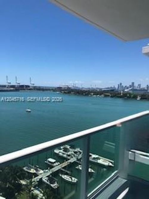 1427-1000 West Ave, Miami Beach, FL, 33139-4729 | Card Image