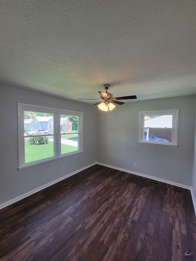 197 W Dykes St, House other with 2 bedrooms, 1 bathrooms and null parking in cochran GA | Image 22