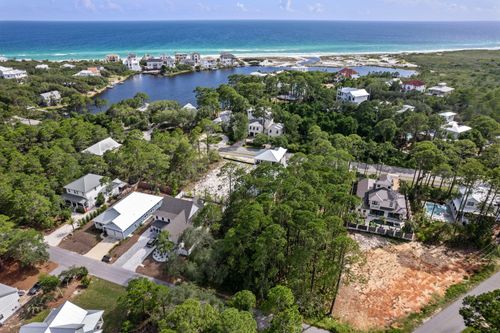 8 W County Highway 30a, Santa Rosa Beach, FL, 32459-5748 | Card Image