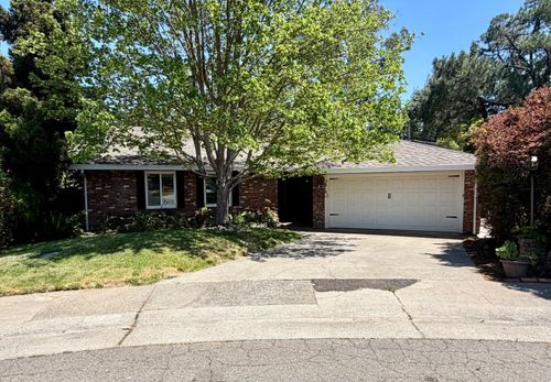 3910 La Honda Way, Carmichael, CA, 95608-2624 | Card Image