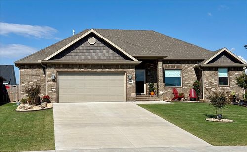 942 Pinnacle St, Prairie Grove, AR, 72753-6049 | Card Image
