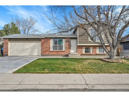 4642 Eureka Ct, Denver, CO, 80239-5141 | Card Image