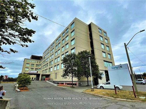 325 Archibald St S, Thunder Bay, ON, P7E1G6 | Card Image