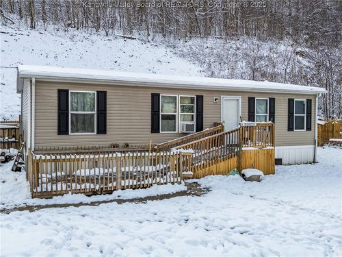 1261 Hartland Rd, Clay, WV, 25043 | Card Image