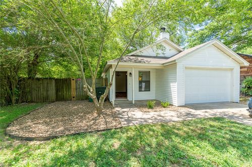 559 S Ray Ave, Fayetteville, AR, 72701-4526 | Card Image