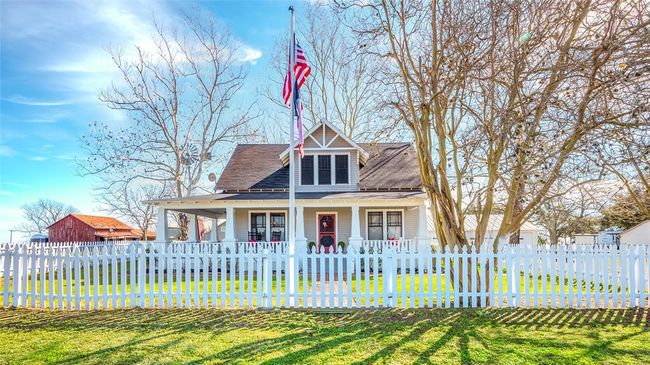 10152 Fm 949, House other with 3 bedrooms, 3 bathrooms and 3 parking in Cat Spring TX | Image 4