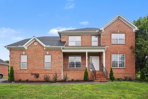 102 Clairmonte Ln, Hendersonville, TN, 37075-7228 | Card Image