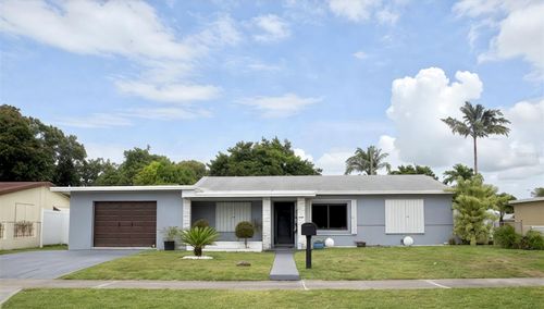 3115 Nw 82nd St, Miami, FL, 33147-4743 | Card Image
