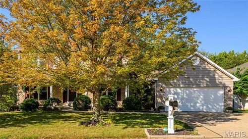 1421 Granite Ridge Dr, Saint Peters, MO, 63303-1623 | Card Image