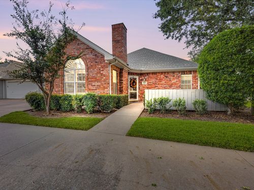 5251 Welden Ct, Fort Worth, TX, 76132-3880 | Card Image