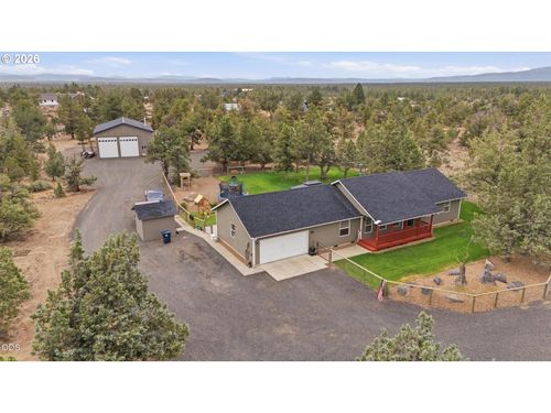 4444 Ne 40th St, Redmond, OR, 97756 | Card Image