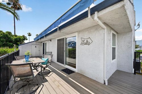 5679 Schooner Loop, Discovery Bay, CA, 94505-9214 | Card Image