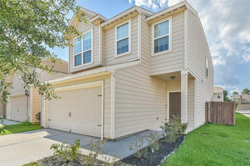 2050 Wilde Elm Dr, Houston, TX, 77090-1754 | Card Image