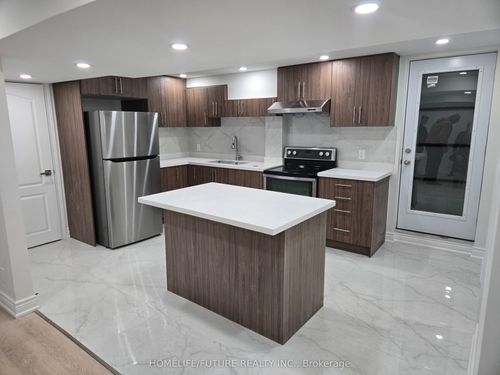 bsmt-9 Milroy Cres, Scarborough, ON, M1C4B6 | Card Image