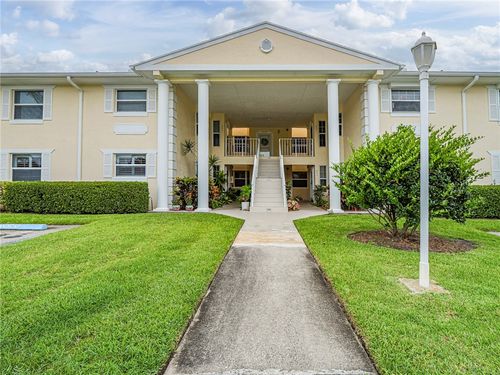 231-231 N Grove Isle Cir, Vero Beach, FL, 32962-8530 | Card Image