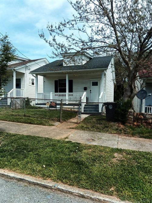 1618 Buchanan St, Lynchburg, VA, 24501-2004 | Card Image