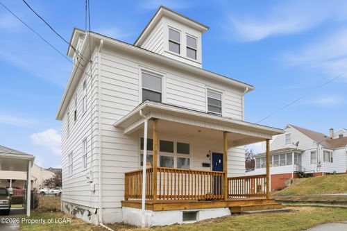 756 Bennett St, Luzerne, PA, 18709-1128 | Card Image