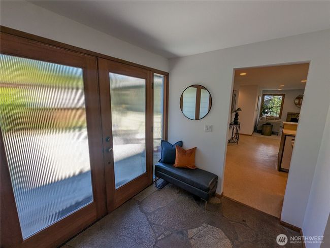 9233 Se 59 Th St, House other with 4 bedrooms, 3 bathrooms and null parking in Mercer Island WA | Image 14