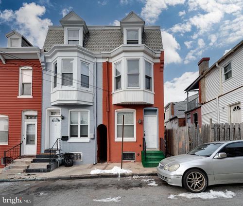 34 Maple St, READING, PA, 19602-1215 | Card Image