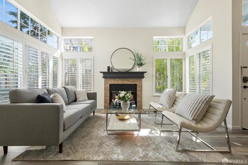 36 Bannister Way, Alameda, CA, 94502-7732 | Card Image