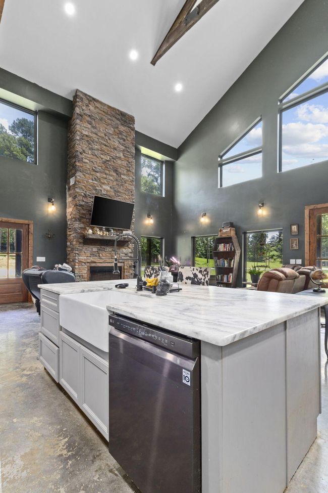 989 Kay Conley Rd, House other with 4 bedrooms, 4 bathrooms and null parking in Rock Spring GA | Image 17