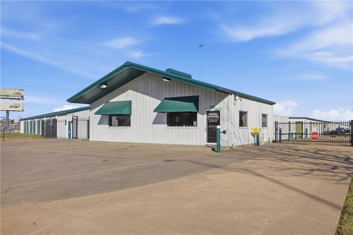 2650 Highway 290 W, Brenham, TX, 77833-6827 | Card Image