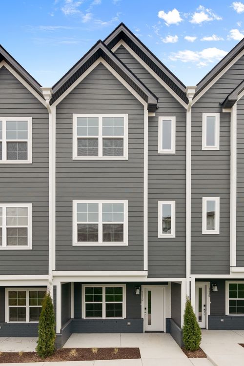 205-700 N Dupont Ave, Madison, TN, 37115-0039 | Card Image
