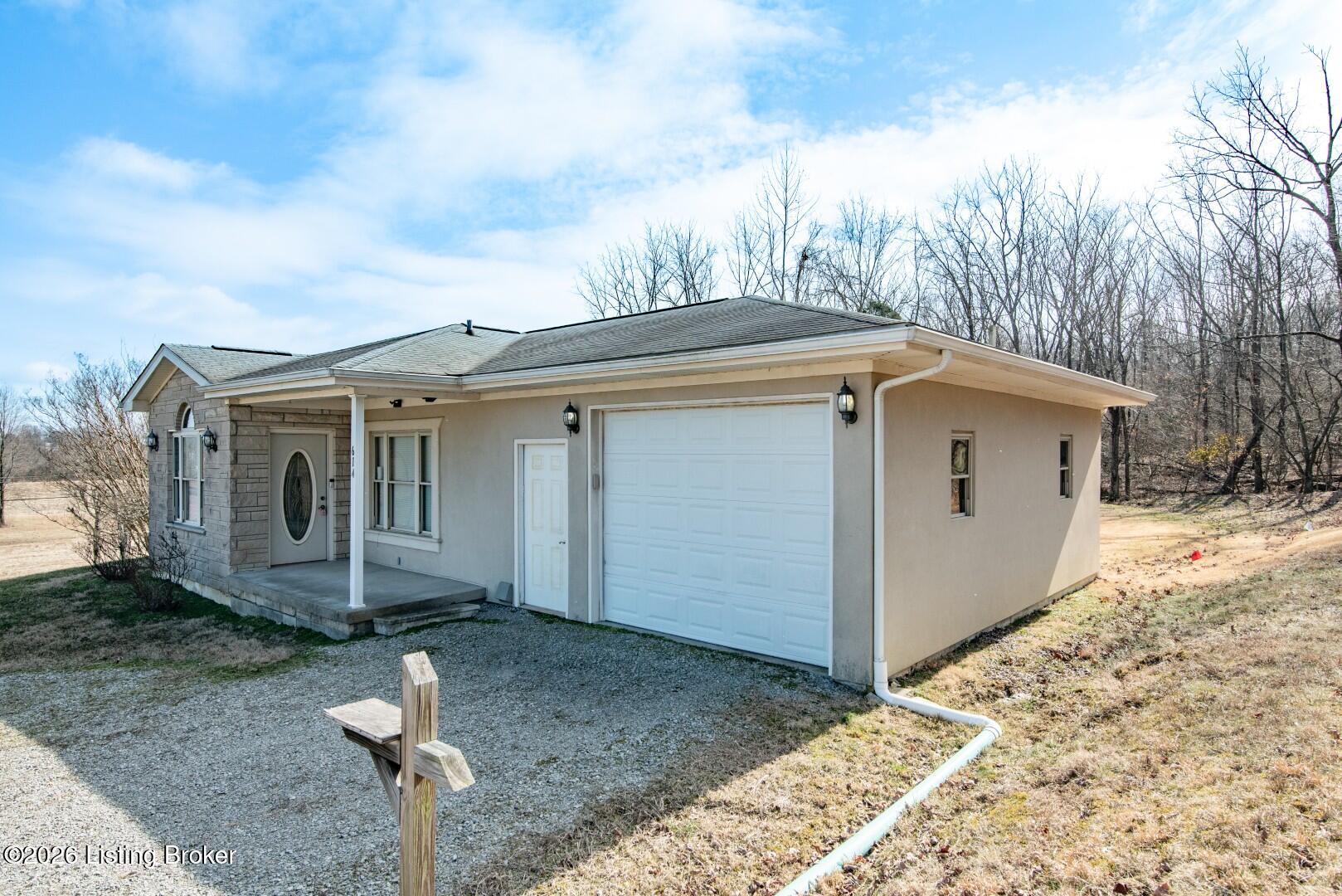 Residential in Leitchfield 3
