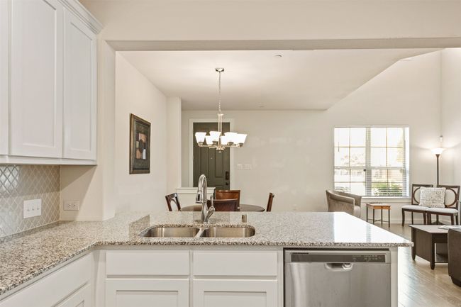 5829 Boulder Way, Townhouse with 2 bedrooms, 3 bathrooms and null parking in Mckinney TX | Image 14