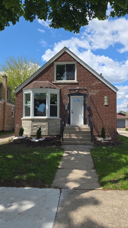 3622 Cuyler Ave, Berwyn, IL, 60402-3829 | Card Image