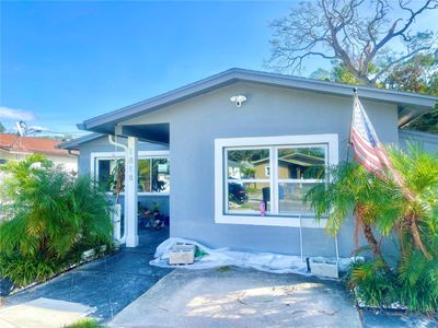 1818 Shore Acres Boulevard Ne, House other with 3 bedrooms, 2 bathrooms and null parking in SAINT PETERSBURG FL | Image 1