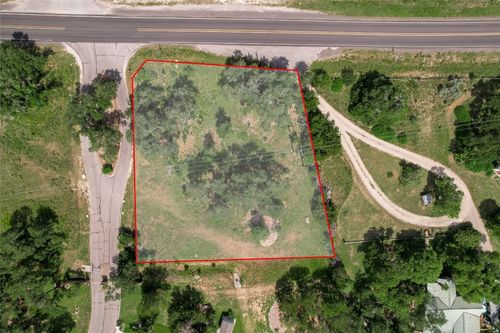 125 Tulley Ct, Wimberley, TX, 78676-6464 | Card Image