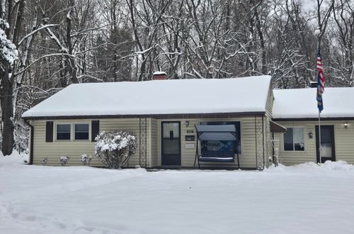 1110 Denway Dr, Kalamazoo, MI, 49008-3108 | Card Image