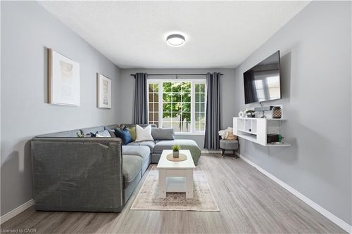 31 Galileo Blvd, Brantford, ON, N3R7Y3 | Card Image