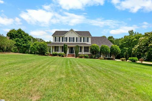 172 Oaklawn Rd, Pelzer, SC, 29669-9327 | Card Image