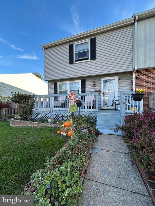 12331 Boncrest Dr, REISTERSTOWN, MD, 21136-1707 | Card Image