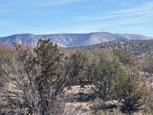 56800 Bearclaw Road, Seligman, AZ, 86337 | Card Image