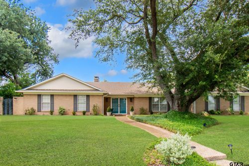 824 Pinedale Pl, Tyler, TX, 75701-9646 | Card Image