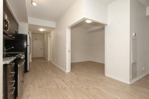 401-832 Bay St, Toronto, ON, M5S1Z6 | Card Image