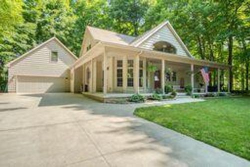 4815 Ironwood Dr, Stanton, MI, 48888-9742 | Card Image