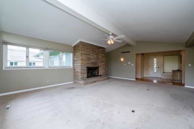2310 Riverbend Dr, House other with 3 bedrooms, 4 bathrooms and null parking in Benton Harbor MI | Image 11