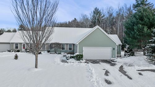 47 Risloves Way, Fremont, NH, 03044-3058 | Card Image