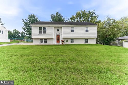 402 Farmhouse Rd, DOWNINGTOWN, PA, 19335-2306 | Card Image