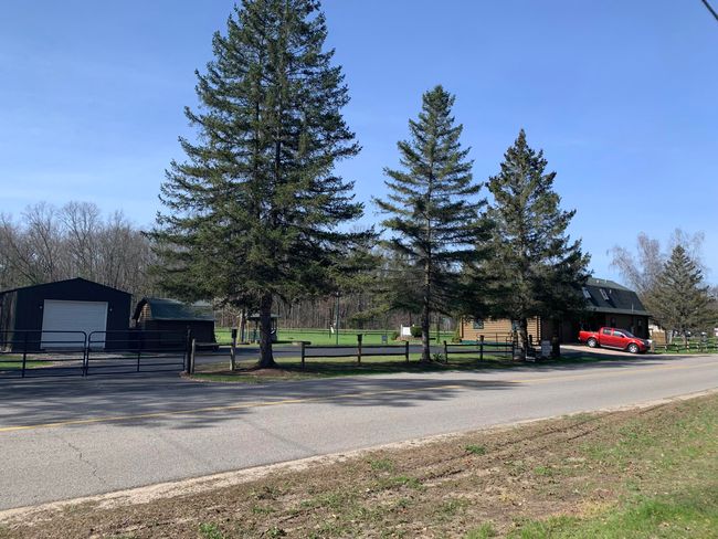 6750 E Us Highway 10, House other with 4 bedrooms, 4 bathrooms and null parking in Walhalla MI | Image 6