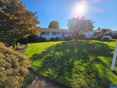 1104 29th Ave Sw, Albany, OR, 97321-3417 | Card Image