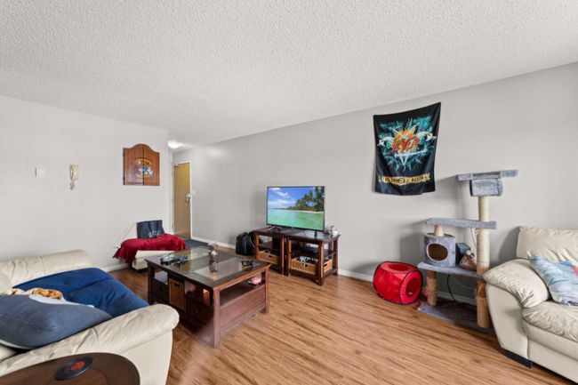 207 - 27 Bennett Street, Home with 2 bedrooms, 1 bathrooms and 1 parking in Red Deer AB | Image 5