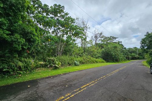 12-316 E Pohakupele Loop, PAHOA, HI, 96778-7846 | Card Image