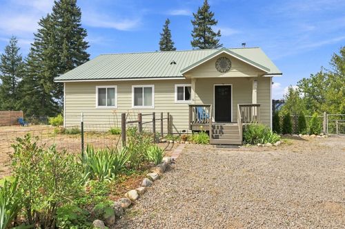 1576 Sunrise Hill Ln, Newport, WA, 99156 | Card Image
